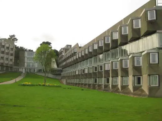 James Stirling St Andrews Scotland, Andrew Melville Halls building