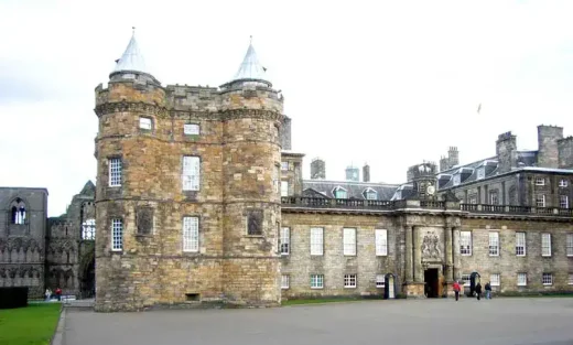 Palace of Holyroodhouse Edinburgh building