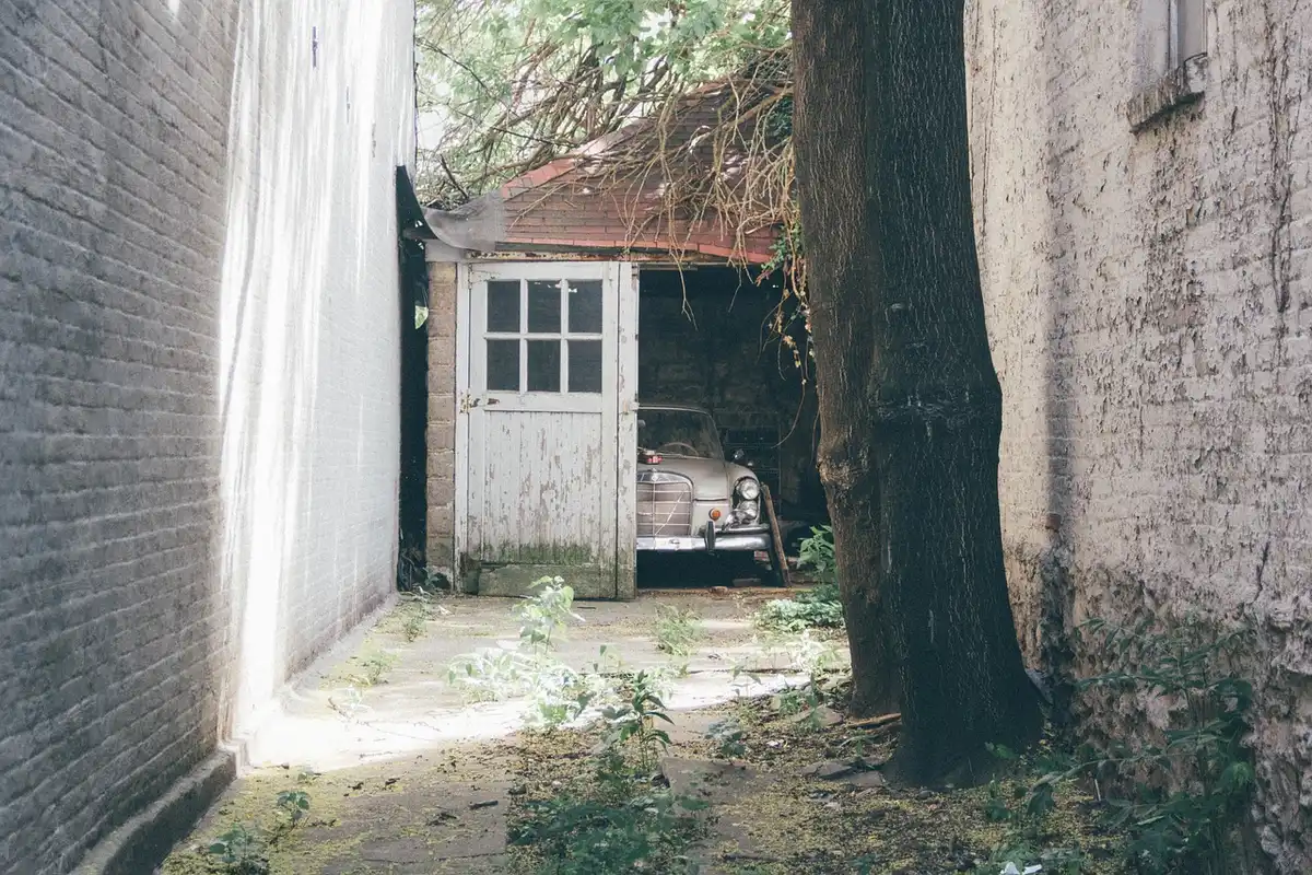 How to properly insulate your garage